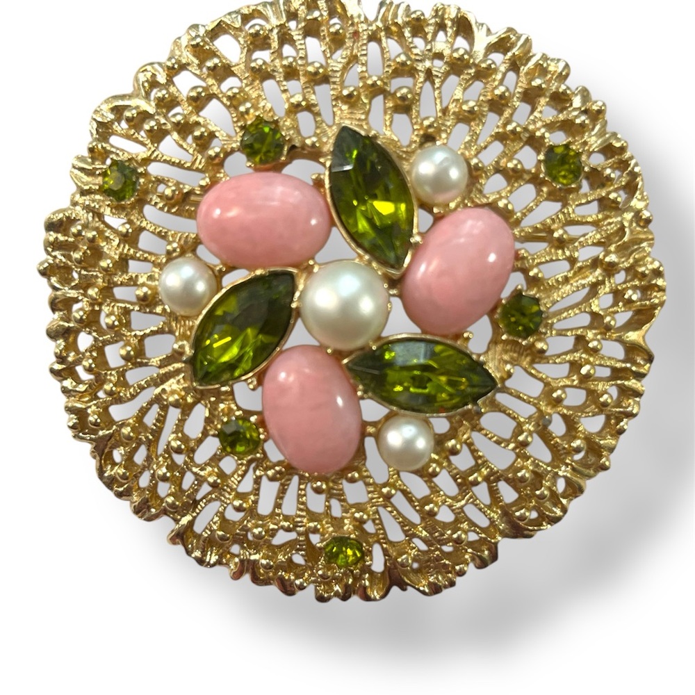Elegant Sarah Coventry Gold tone and Pink Brooch Vintage